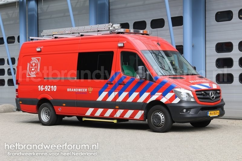 16-9210 Waterongevallenvoertuig