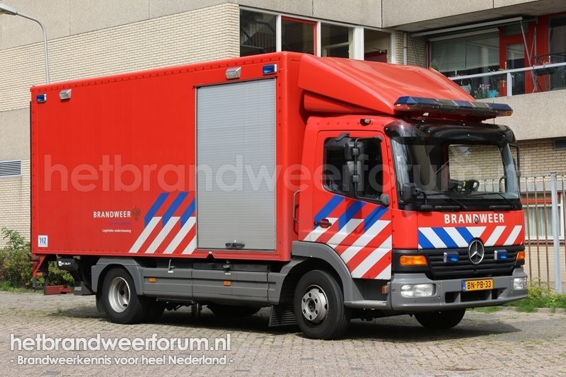 16-Vrachtwagen Logistiek (BN-PB-33)