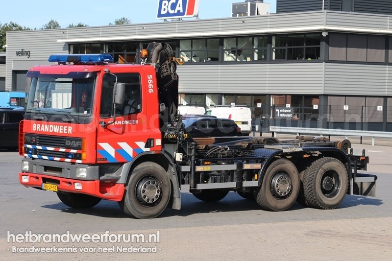 19-5666 Haakarmvoertuig (BD-LP-93)