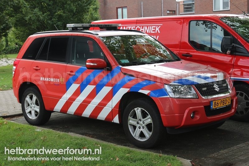 09-Dienstauto (86-PBD-2)