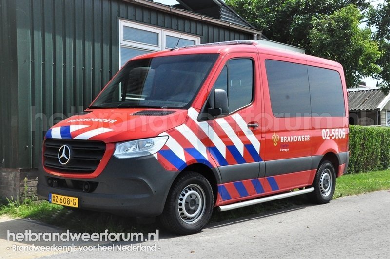02-5606 Dienstbus
