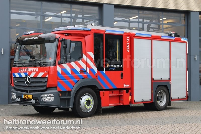 12-1537 Tankautospuit