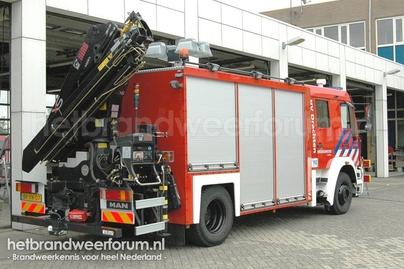 02-7071 Hulpverleningsvoertuig