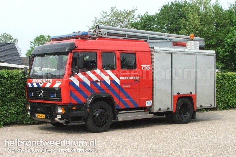 02-7132 Tankautospuit