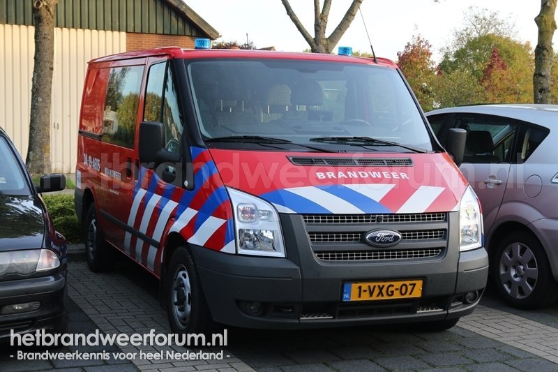 19-4605 Personeel/Materiaalvoertuig
