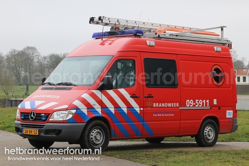 09-5911 Waterongevallenvoertuig