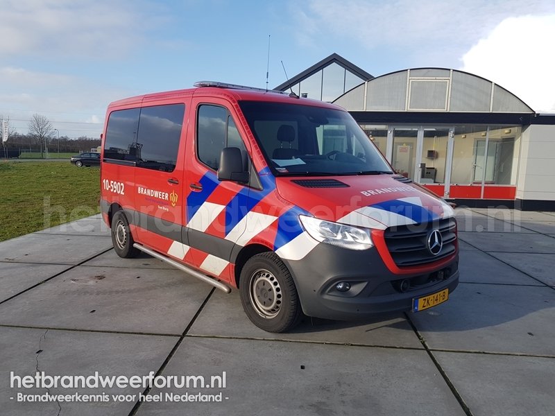 10-5902 Dienstbus