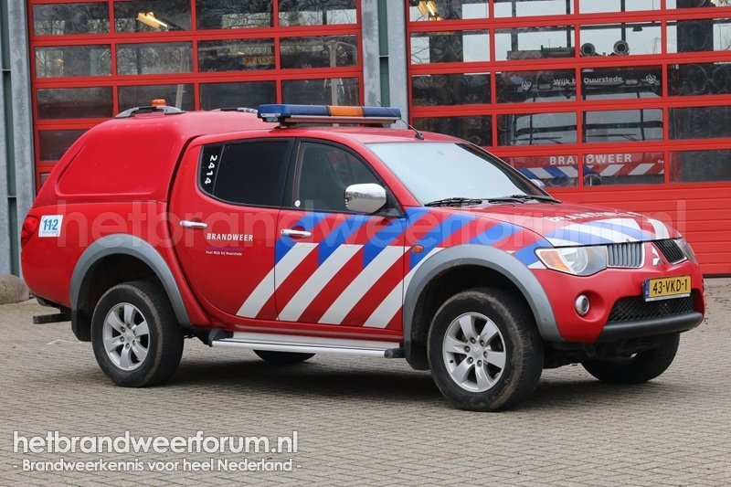 2414 Personeels/Materiaalvoertuig