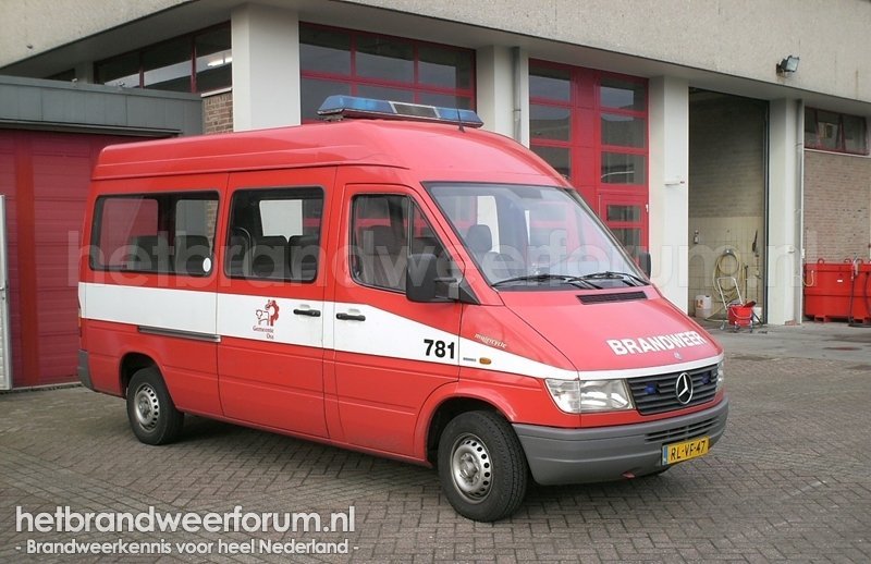 80-781 Dienstbus (RL-VF-47)