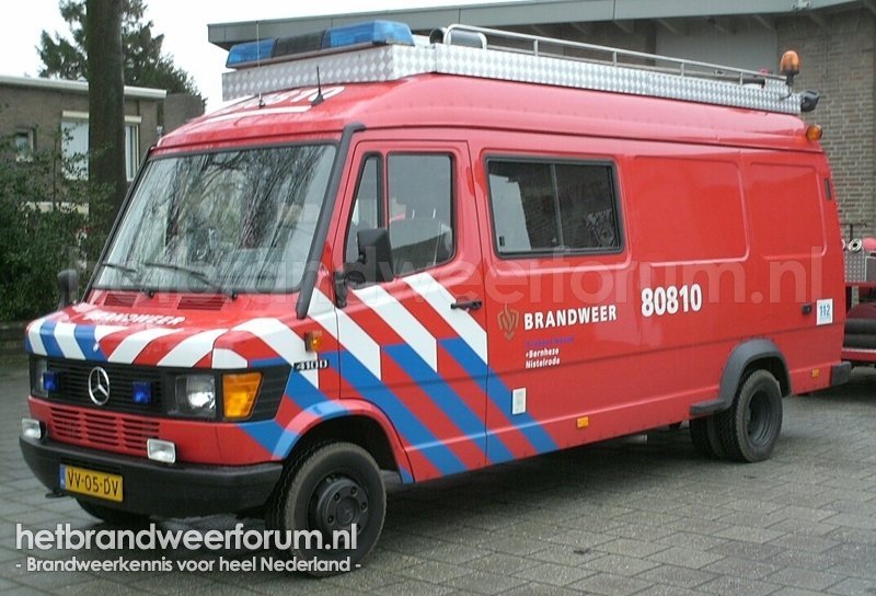 80-810 Personeel/Materiaalvoertuig (VV-05-DV)