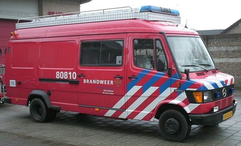 80-810 Personeel/Materiaalvoertuig (VV-05-DV)