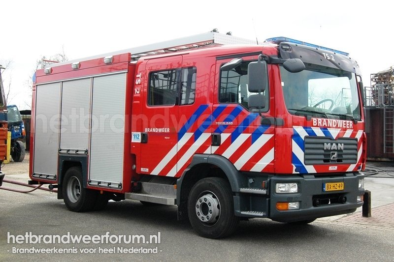 03-9432 Tankautospuit