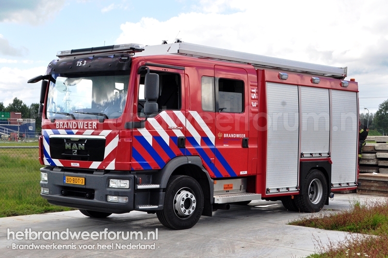 03-9433 Tankautospuit