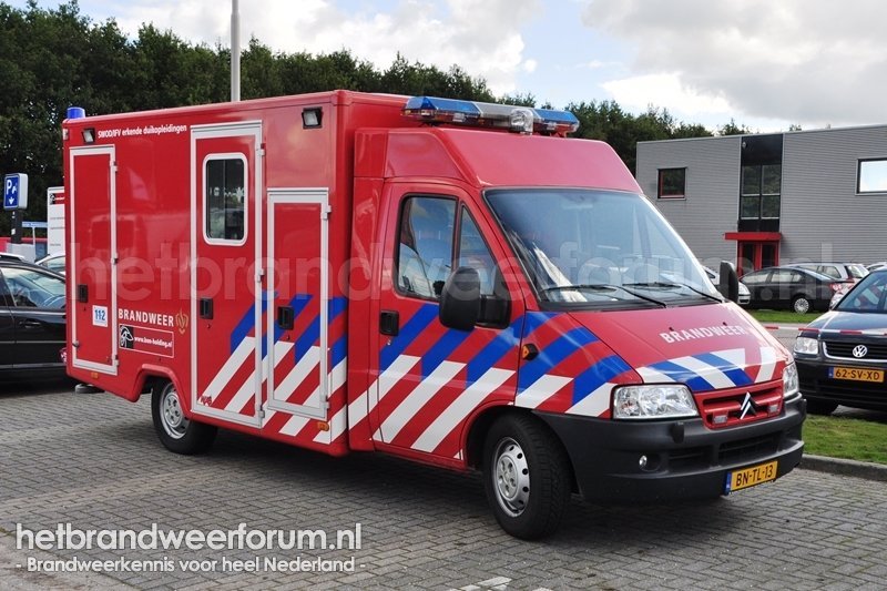 03-9411 Waterongevallenvoertuig