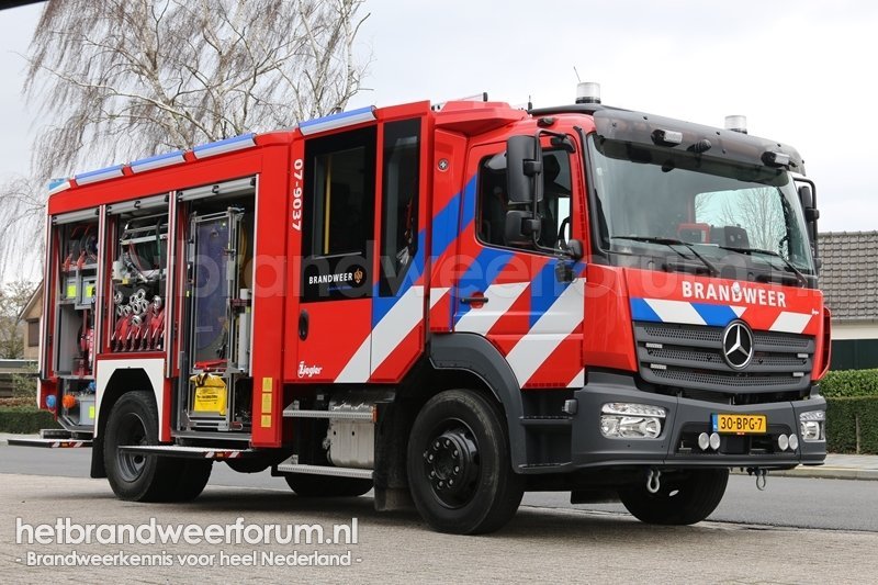 07-9037 Tankautospuit