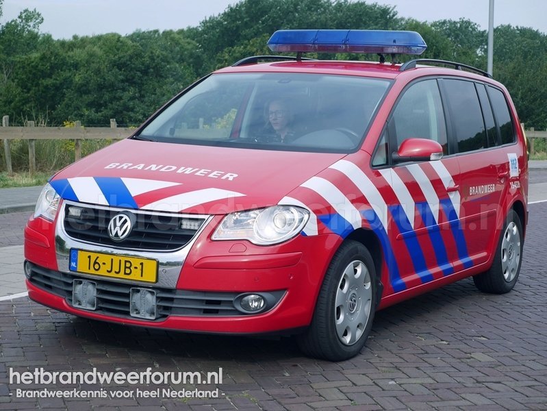 19-4320 Dienstauto (16-JJB-1)