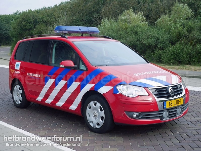 19-4320 Dienstauto (16-JJB-1)