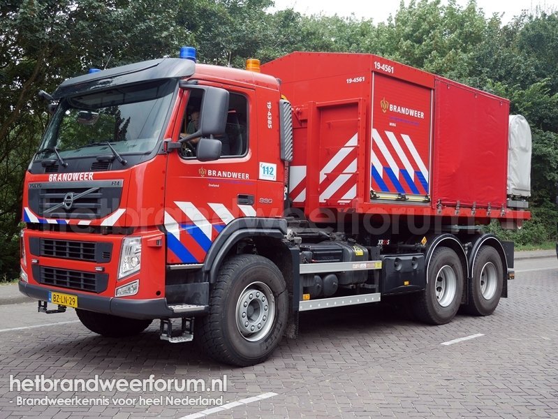 19-4385 Haakarmvoertuig
