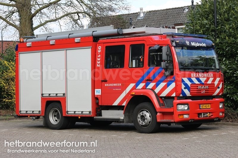 09-1332 Tankautospuit