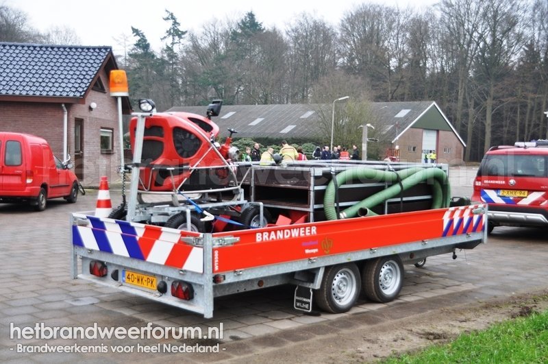 04-2562 Motorspuitaanhanger