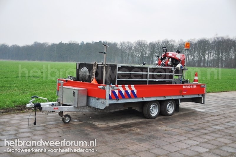 04-2562 Motorspuitaanhanger