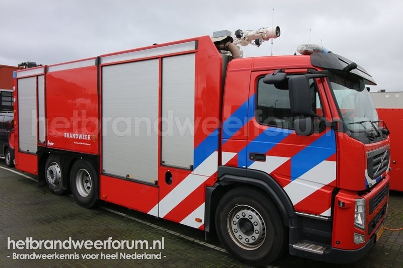 13-Autospuit  Gezamelijke brandweer