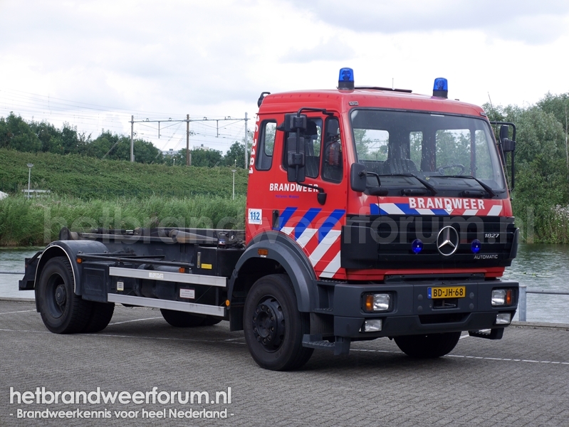 16-1580 Haakarmvoertuig (BD-JH-68)