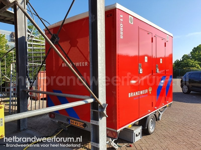 11-0888 Toiletunit aanhanger