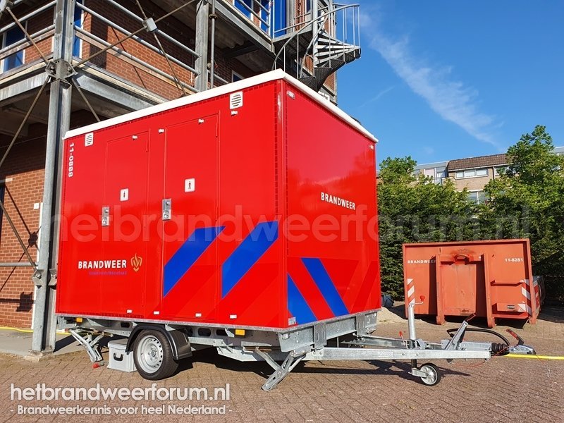 11-0888 Toiletunit aanhanger