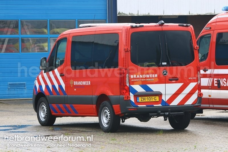 18-6101 Dienstbus