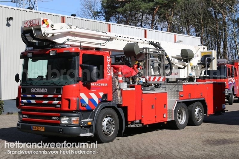 22-4551 Hoogwerker (BX-JV-25)