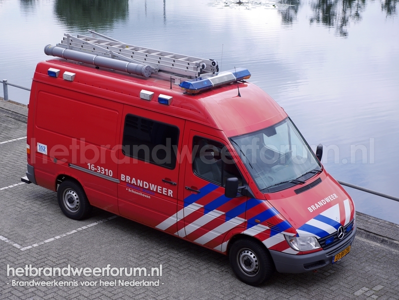 16-3310 Waterongevallenvoertuig (23-BF-ZR)