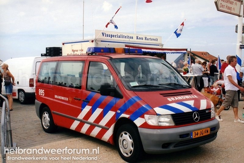895 Dienstbus (34-JG-FN)