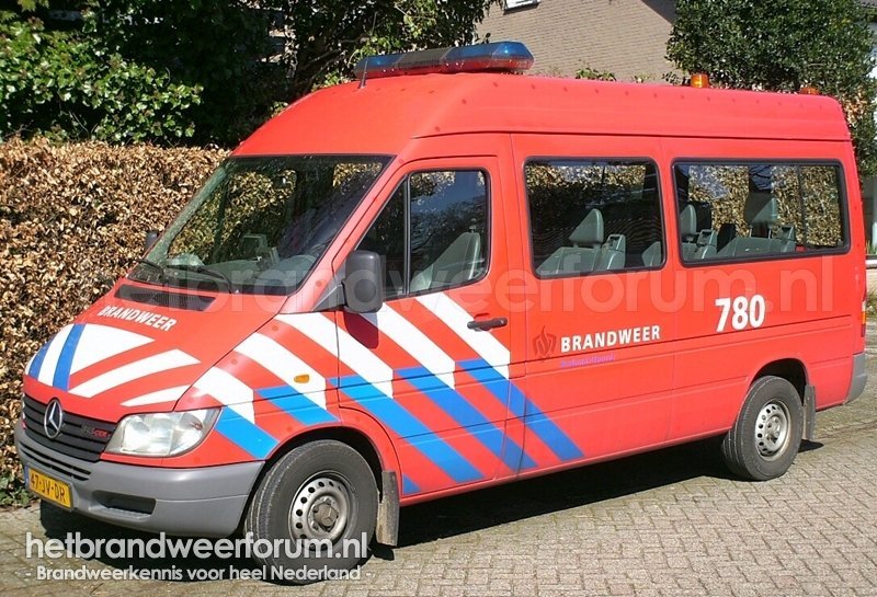80-780 Dienstbus (47-JV-DR)