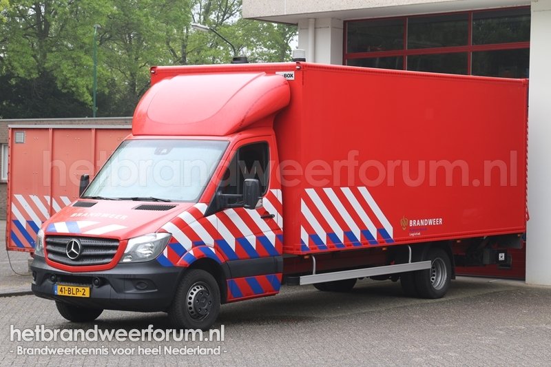21-Vrachtwagen Logistiek (41-BLP-2)