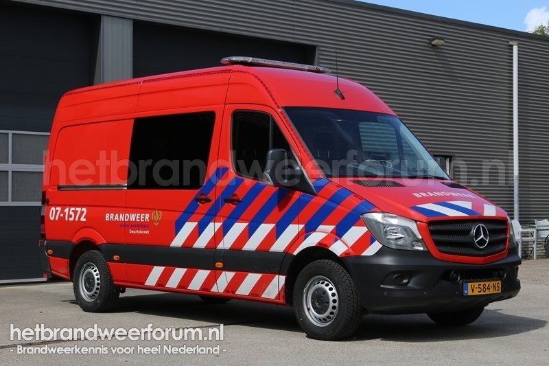 07-1572 Personeel/Materiaalvoertuig