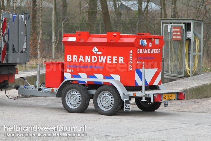 07-27BTA Brandstofaanhanger