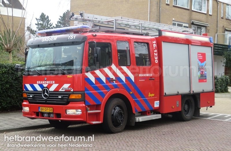 16-1230 Tankautospuit