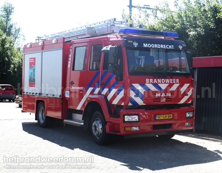 16-3730 Tankautospuit