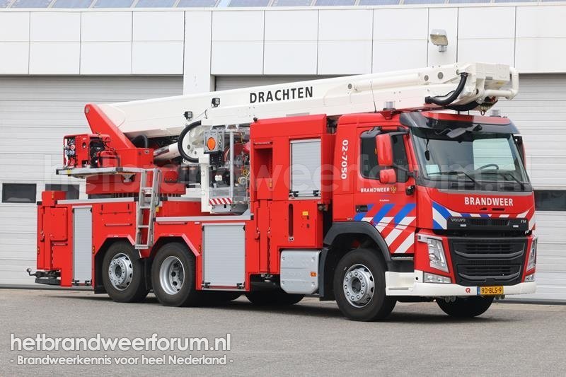 02-7050 Hoogwerker