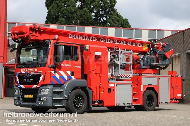 07-2751 Hoogwerker