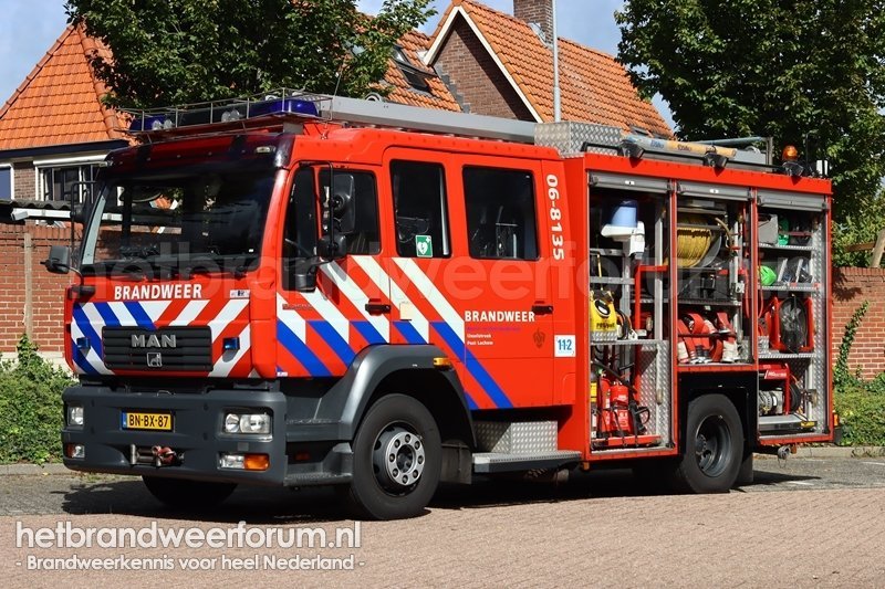 06-8135 Tankautospuit