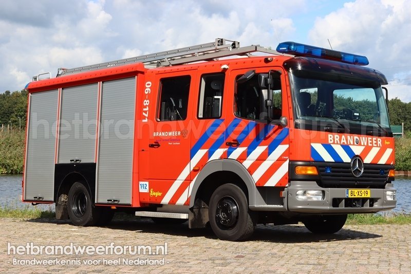 06-8171 Hulpverleningsvoertuig