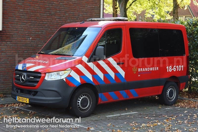 18-6101 Dienstbus