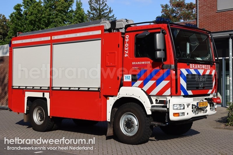 09-0374 Hulpverleningsvoertuig