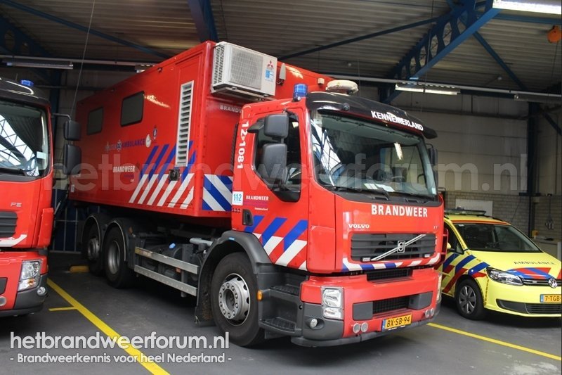 12-1081 Haakarmvoertuig