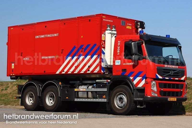 24-3081 Haakarmvoertuig Terreinvaardig