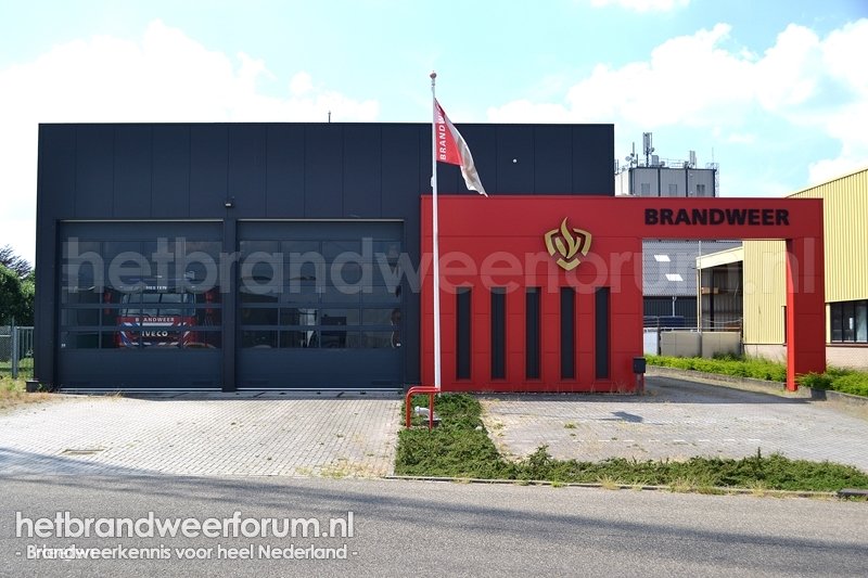 IJzerweg 23, te Heeten