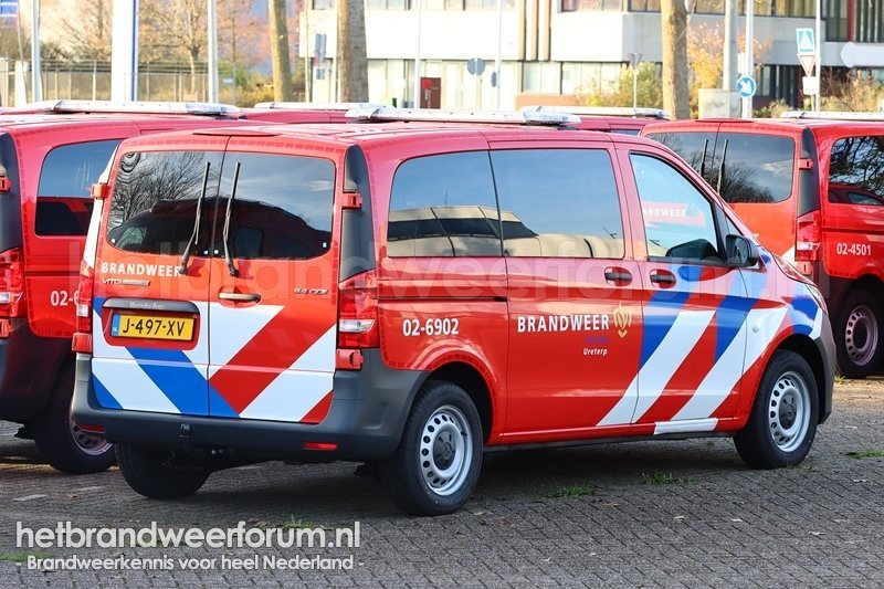 02-6902 Dienstbus