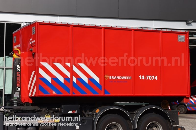 14-7074 Hulpverleningshaakarmbak Rampen Terrein Verlichting